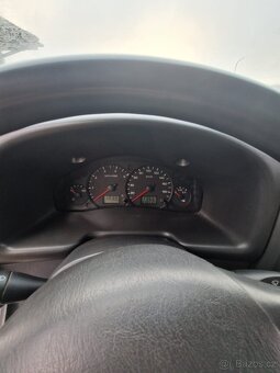 Ford Transit 330L, r. v. 2004 - 7