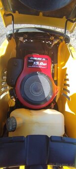 Prodám zahradní traktor MTD 15,0HP - 7