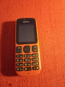 Starší mobily zn. Nokia, Ericson, Panasonic - 7