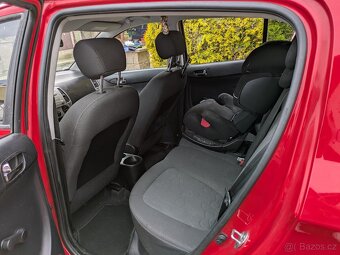 Prodám Hyundai i20 - 7