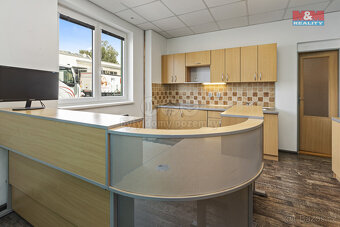 Pronájem skladu, 1072 m², Hradec Králové, ul. Stavební - 7