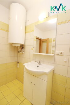 Pronájem bytu 1+1, 38 m², po rekonstrukci, Ostrov – ul. Hro - 7