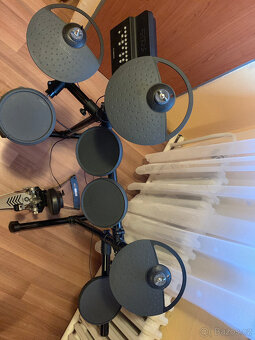 Elektronické bicí Yamaha - 7
