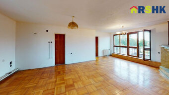 RD s 2 byty 3+1, garážemi, HK, ul. Zelená, pozemek... - 7