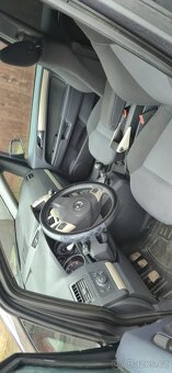 Opel Zafira B - vadný motor - 7