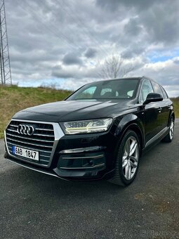 Audi Q7 S-Line - 7