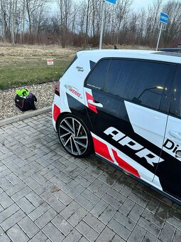Volkswagen Golf 7,5R - 7