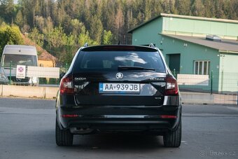 Škoda Octavia Combi 2.0 TDI Style DSG 4x4 - 7