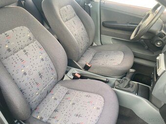 Škoda Fabia, 1,0i, po 1.majiteli, původ vozu ČR - 7