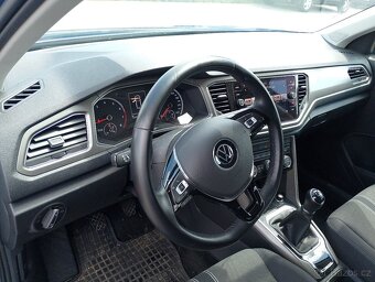 VW T-ROC Maraton Edition 1,0 TSI 6G (12000 km) odpočet DPH - 7