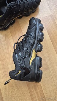 NIKE boty VAPORMAX PLUS - 7