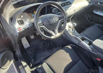 Honda Civic 2,2 i-CTDi Type S nafta manuál 103 kw - 7