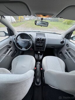 FORD FUSION 1,6 16V - 7