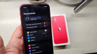 Apple iPhone 11 RED 64GB - nová batéria - 7
