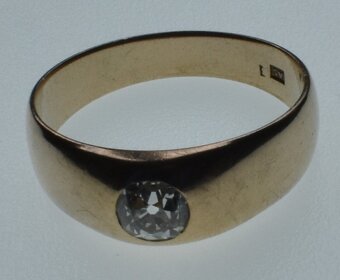 Starožitný zlatý prsten s briliantem 0.53 ct, certifikát ČGL - 7