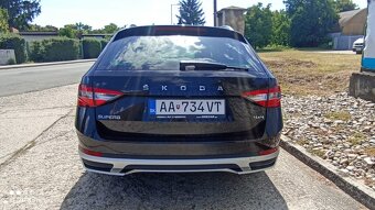 ŠKODA  SUPERB  SCOUT  COMBI  2,0 TDI   4x4  DSG - 7