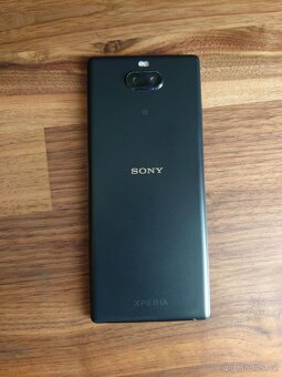 Sony Xperia 10 Plus (Dual SIM) - 7