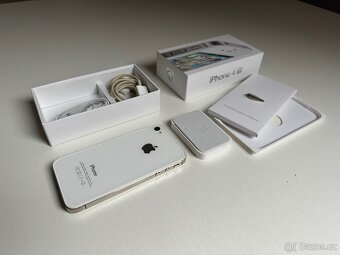 Sbírka iPhone 2G - 4S - 7