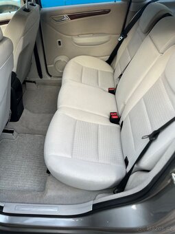 Prodám Mercedes B 2006 najeto á 145000 - 7