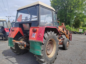 TRAKTOR ZETOR 7211 S NAKLADAČEM - 7