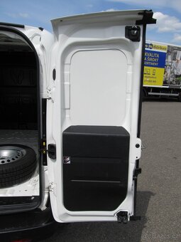 Opel Combo 1.4 JET CNG ČR 2.maj serviska - 7
