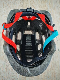 Dětská cyklistická přilba Uvex (51-55 cm) - 7