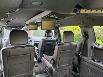 Lancia Voyager 2,8L CRD - 7