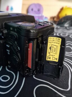 Nikon Coolpix 8700 - 7