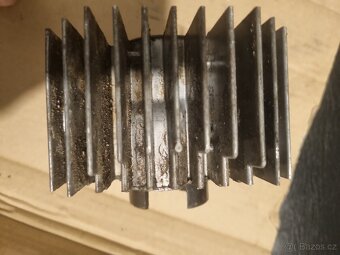 Hlava a válec babetta 210 - 7