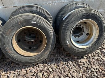 Lohr , kossbohre,r pneu , disky 245/70 r 17,5 - 7