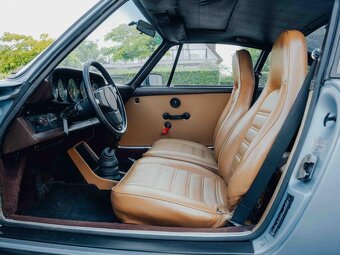 Porsche 911 3.0SC - 7