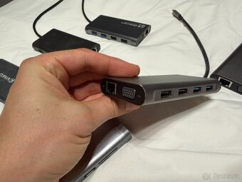 Dokovaci stanice USB-C, ruzne druhy. - 7