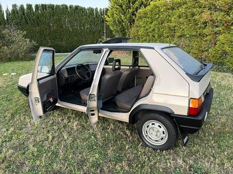 ŠKODA FAVORIT 136L - 1989 - 7