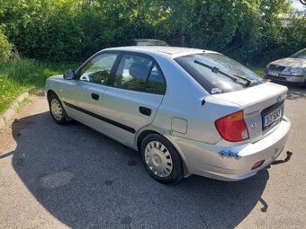 Hyundai Accent - 7