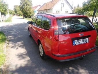 Prodám Ford Focus 1.6i 16v Benzin mk2 - 7