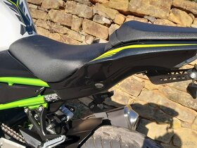 Kawasaki  Z900 - 7