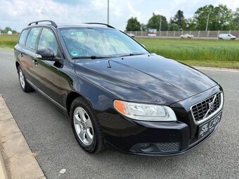 VOLVO V70 2.4 D5 136KW //2008 MOMENTUM MANUAL KŮŽE SERVISKA - 7