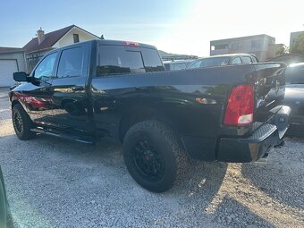 2019 Dodge RAM 1500 Classic 5,7 V8, 6-miestny - 7