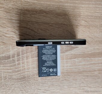 MOBILNÍ TELEFON NOKIA E52 (RM-469) - ZACHOVALÝ STAV - 7