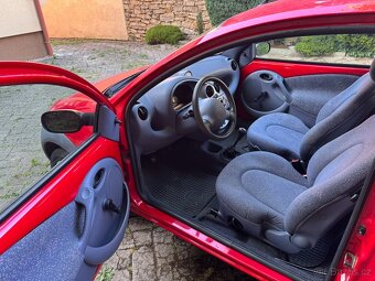 Ford Ka, r. 1998, 1. majitel, jen 41 774 km, garážované - 7