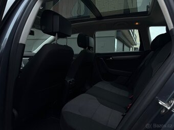 Volkswagen Passat B7 2012 2.0 TDI - 7