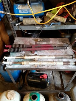 Náhradní díly - 7