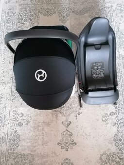 Autosedačka Cybex Aton B2 + základna Cybex - 7