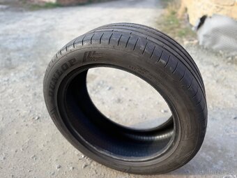 Pneu Dunlop 275/45R20 - 7