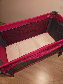 Cestovní postýlka - 7