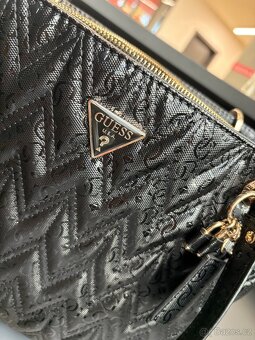 Kabelka GUESS - 7