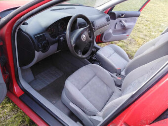 Volkswagen Golf - 7