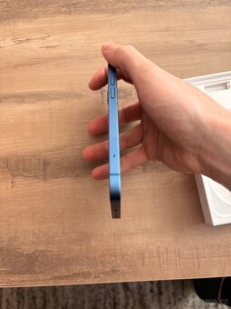 Apple iPhone 13 128GB modrý - 7