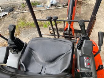 Minibagr Kubota u17 - 3 - 7