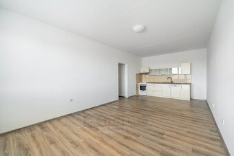 Prodej bytu 3+kk 64 m² - 7